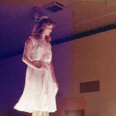 A color photograph of the 1970 Brunswick Teen Queen Suzanne Valore Wagner.