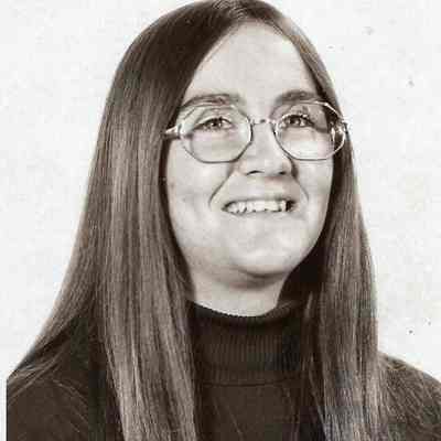 A B/W photograph Diane Racine.