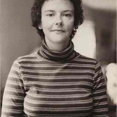 A photo view of Nancy Boothby.