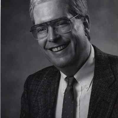 A photo view of David C. Bellville.