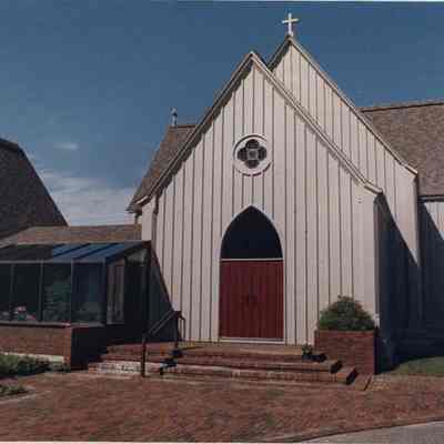 A photo view of an unknown church. 7/5/1988.
