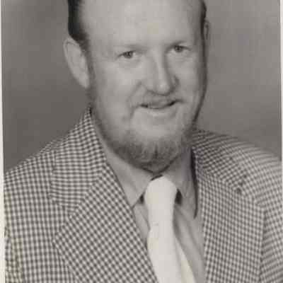 A photo view of Milton L. Huntington.