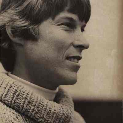 A photo view of Christine Millar.