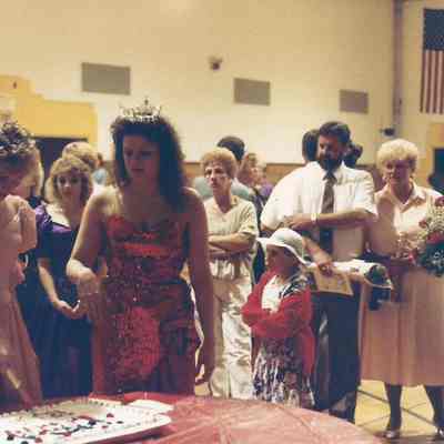Teen Queen Robin Moody