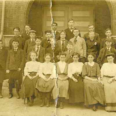 Brunswick Grammar School class of 1908
