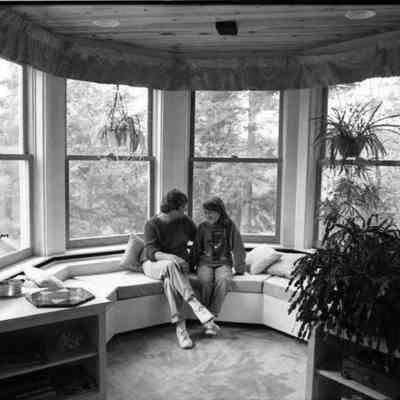 A photo view of a sitting room in Dr. Skillings' home. 8/25/1988