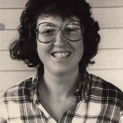 A photo view of Wendy C. Razor. 5/8/1989.