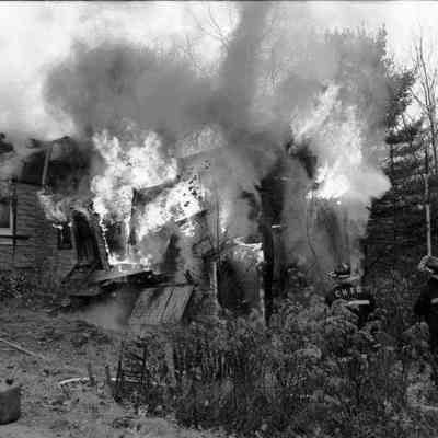 A photo view of the Harpswell Fire Dept. training. 11/1/1986.