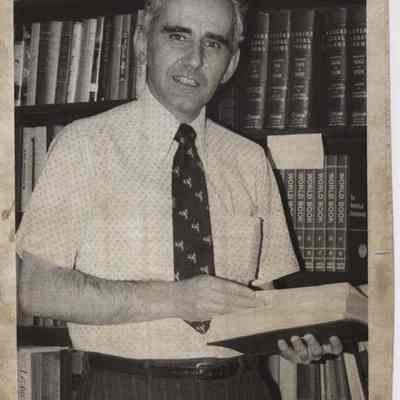 A photo view of Richard L. Thayer. 10/11/1976.
