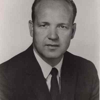 A photo view of Stanley Tupper.