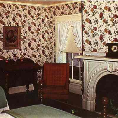 Stowe House and Motor Inn room