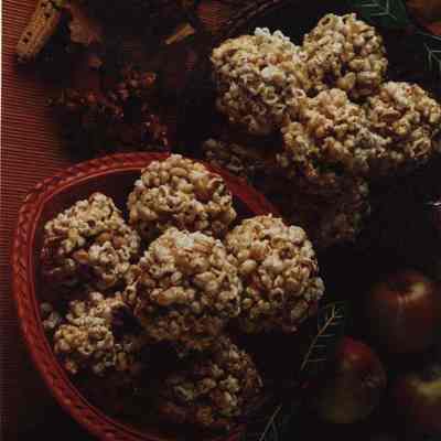 A photo view of Country Cousin Popcorn Balls. 10/15/1990.