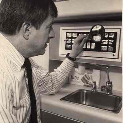 A photo view of Charles Ranson.12/22/1988.