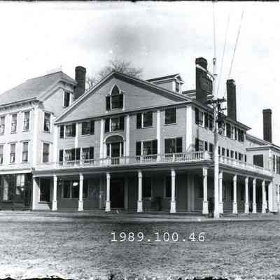 Tontine Hotel, Brunswick
