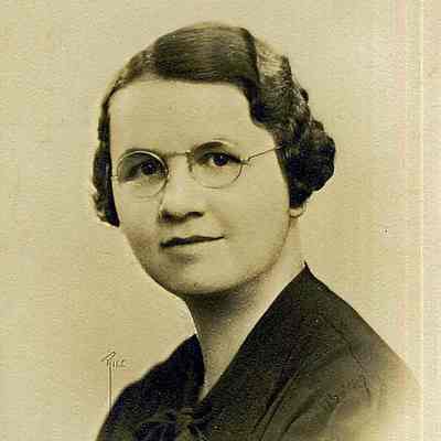 Alice E. Pennell (Mrs. D. L. Toothaker)