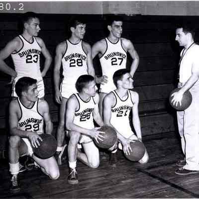 Photo of Brunswick High Basketball team 1946.