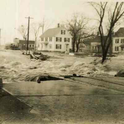 Main Street Topsham during 1936 flood