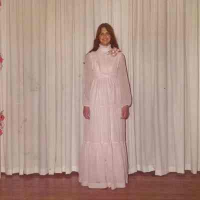 3rd runner-up Maureen Fortin at the Teen Queen Ball