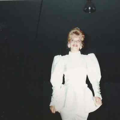 Lisa Kelly 1988 Brunswick Teen Queen