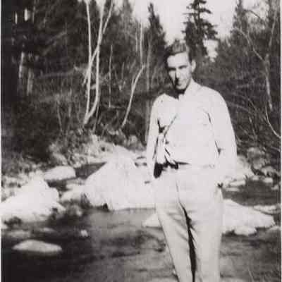 A photo of Manville Gordon.