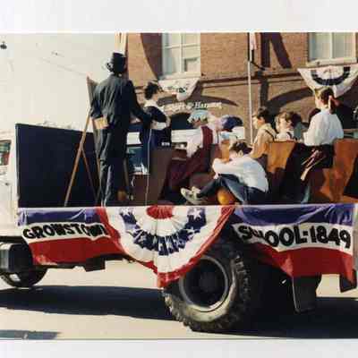Brunswick's 250th anniversary parade