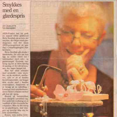 Smykkes med en glædespris