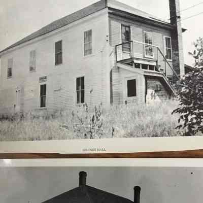 Hodgen’s Garage, later the Grange Hall