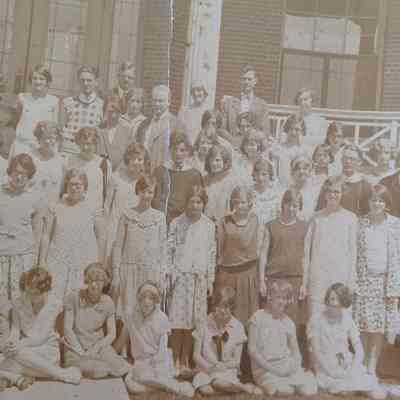Student Group, Unidentified