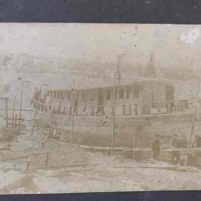 Shipyard and Steam Engine