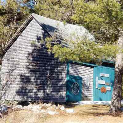 Barn beside the Stephen Lyons-Brown House on Bunker Hill in Edmunds, Maine.