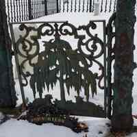          Weeping Willow Gate
   