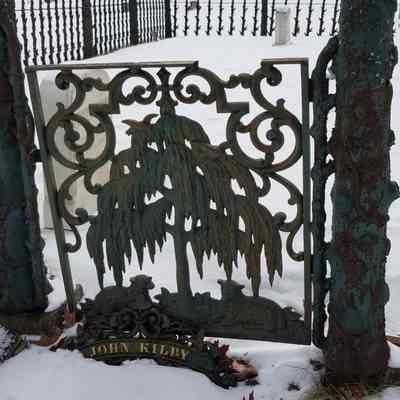 Weeping Willow Gate
