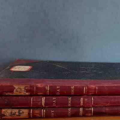 Store Day Books