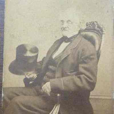 Carte-De-Visite