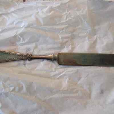 Knife