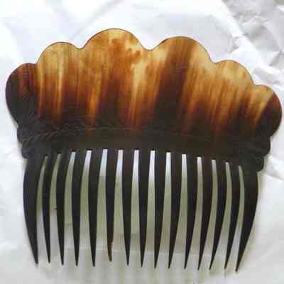 Comb
