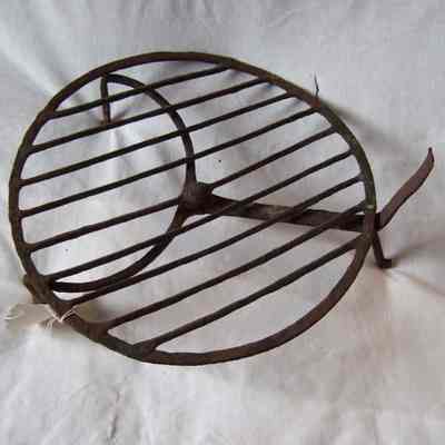 Trivet