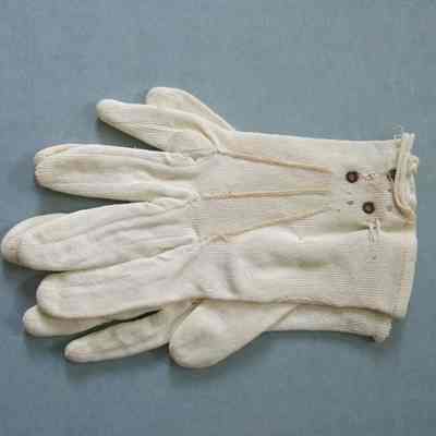 Glove