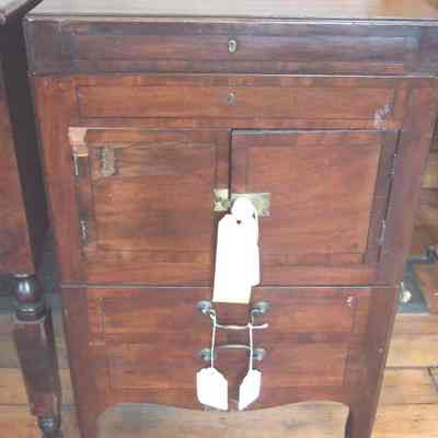 Commode