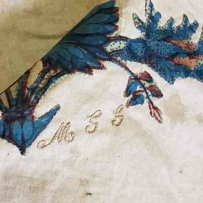 embroidered initials MGG