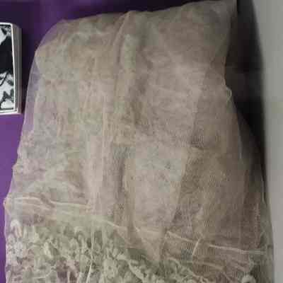 Casket veil