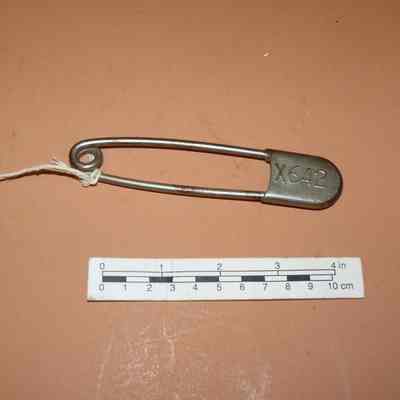 Large safety pin
