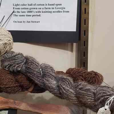 knitting needles and yarn