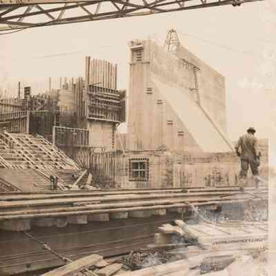 Lock under construction
