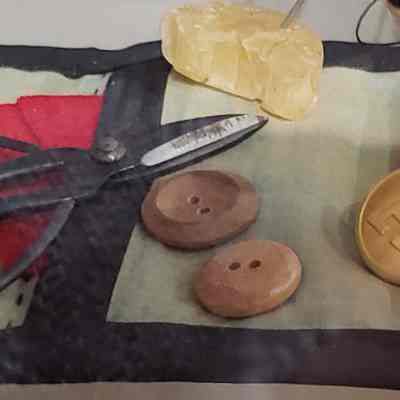 Housewife sewing kit