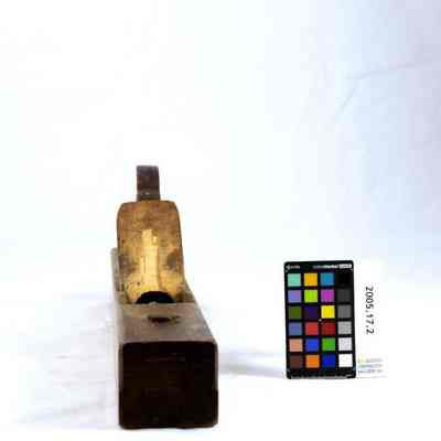 2005.17.2_side4: Copyright: Swedish American Museum; Origformat: 3D Artifact; Resolution: 1475,1036