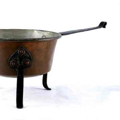1993/38:2_Side5: Copyright: Swedish American Museum; Origformat: 3D Artifact; Resolution: 4788,2561,