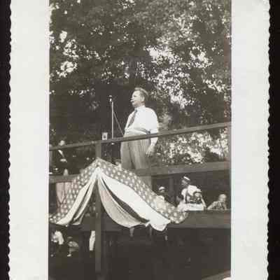 1990.141.3.1_front: Copyright: Swedish American Museum; Origformat: Print-Photographic