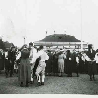 1987/24:10:36_Front: Skansen 1933