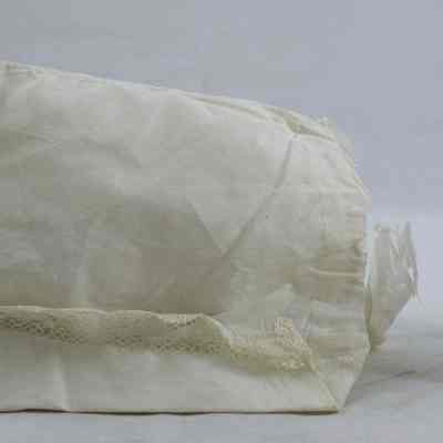 1997.33.6_Side: Copyright: Swedish American Museum; Origformat: 3D Artifact; Resolution: 300 dpi